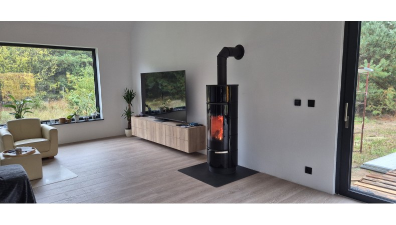 Kompletny przewodnik po materiałach montażowych do kominków – wszystko, czego potrzebujesz do bezpiecznej instalacji. 